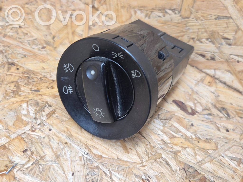 Interruptor de luz   8E0941531C,K2385S