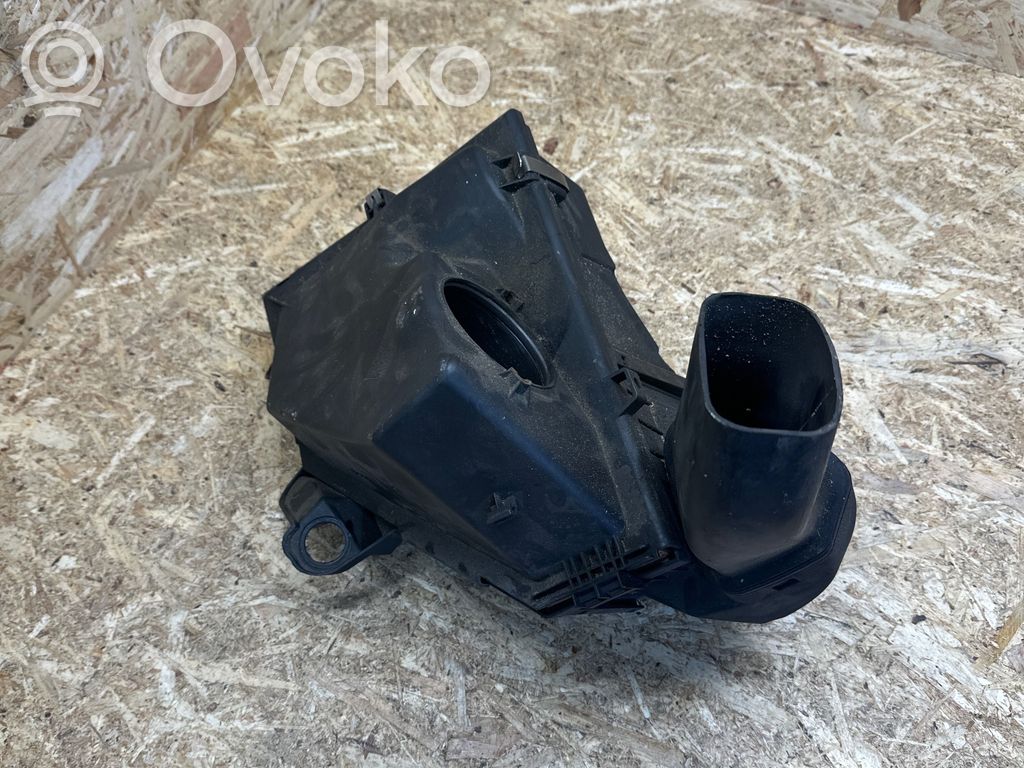 BMW 3 E90 E91 Air filter box 