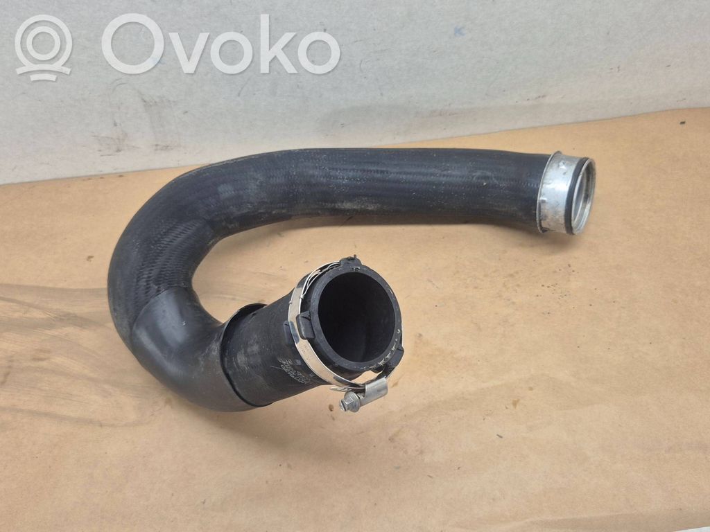 Audi A6 S6 C5 4B Tube d'admission de tuyau de refroidisseur intermédiaire 
