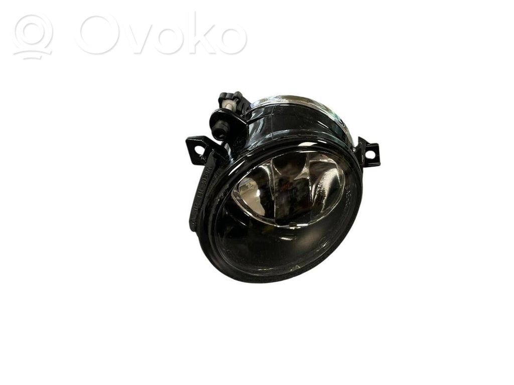 Volkswagen Golf V Front fog light 