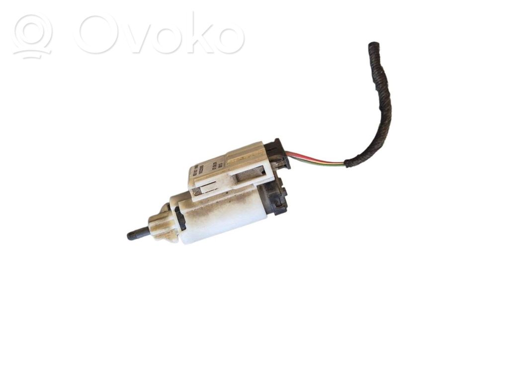 Audi A4 S4 B7 8E 8H Brake pedal sensor switch 