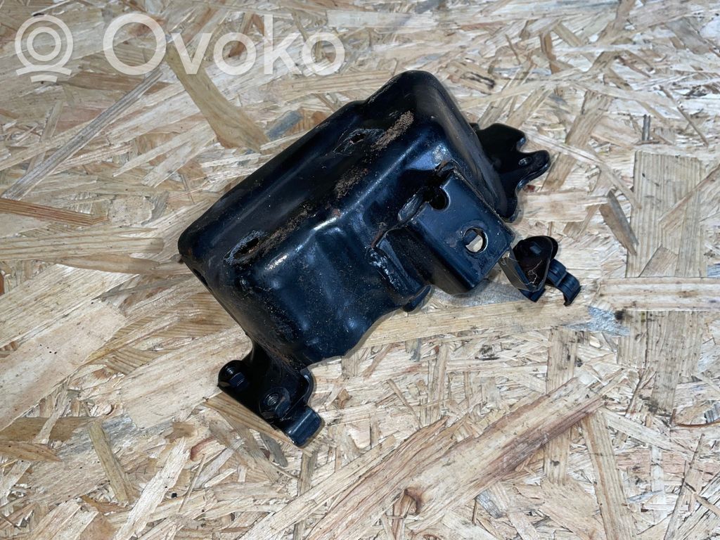 Fuel filter bracket/mount holder   536643B,0810