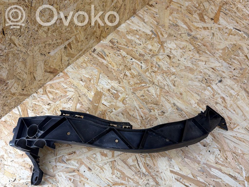 BMW 1 E82 E88 Support phare frontale 