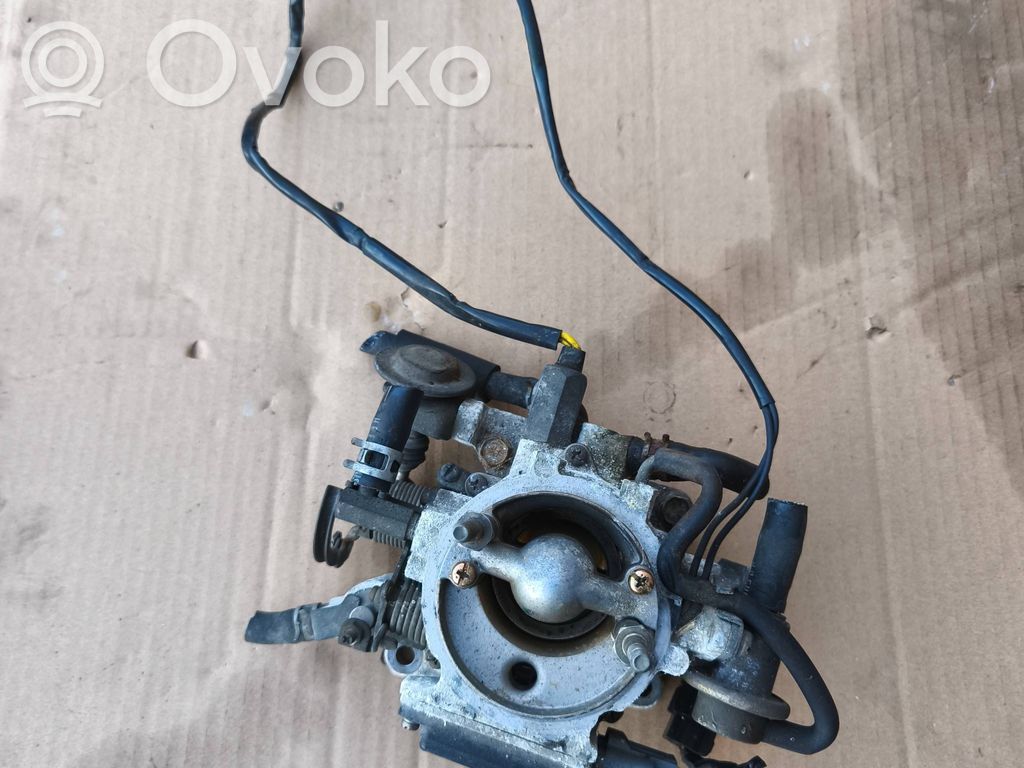Mazda 121 SM Carburatore 