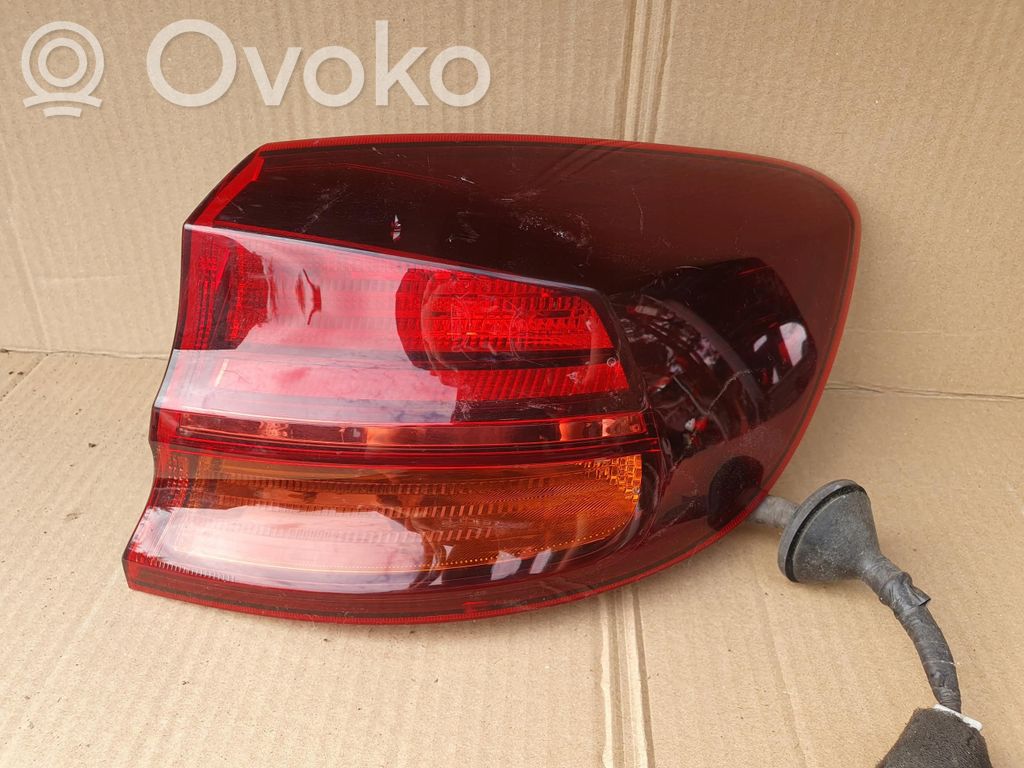 KIA Ceed Aizmugurējais lukturis virsbūvē 