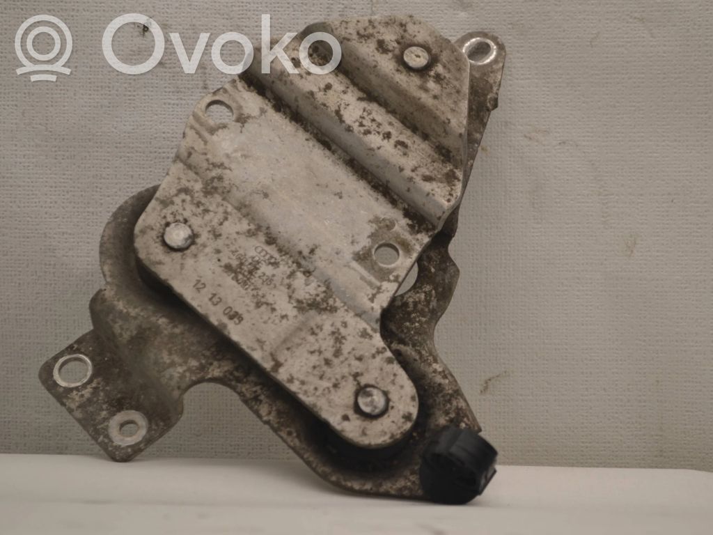 Audi A6 S6 C7 4G ABS bloka turētājs 