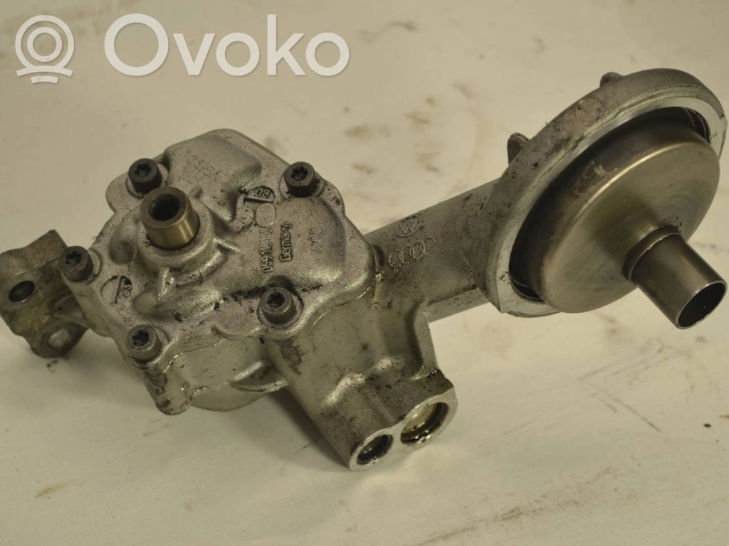 Audi A6 S6 C6 4F Öljypumppu 