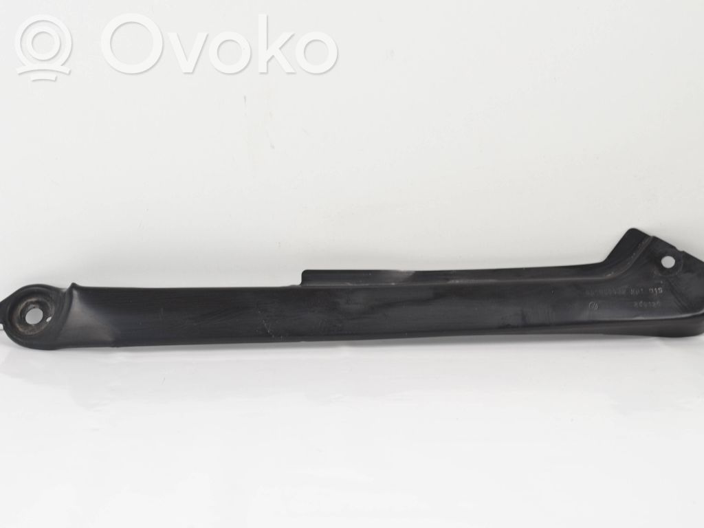Volkswagen Golf VII Laikiklis radiatorių panelės (televizoriaus) 