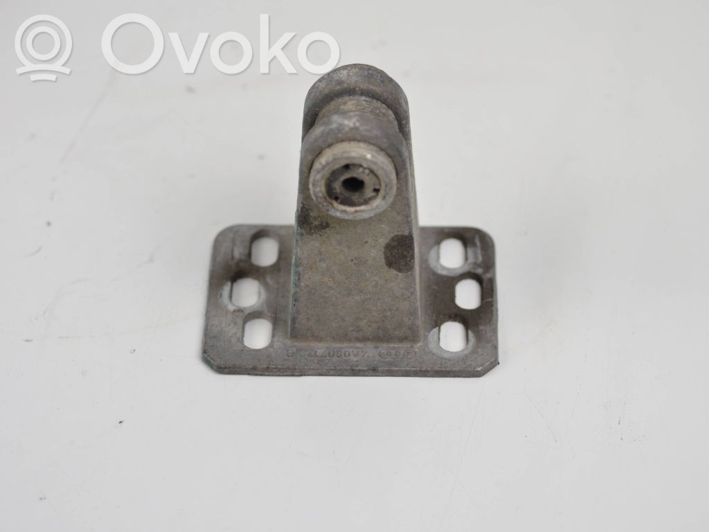 Audi A6 S6 C4 4A Front bumper mounting bracket 