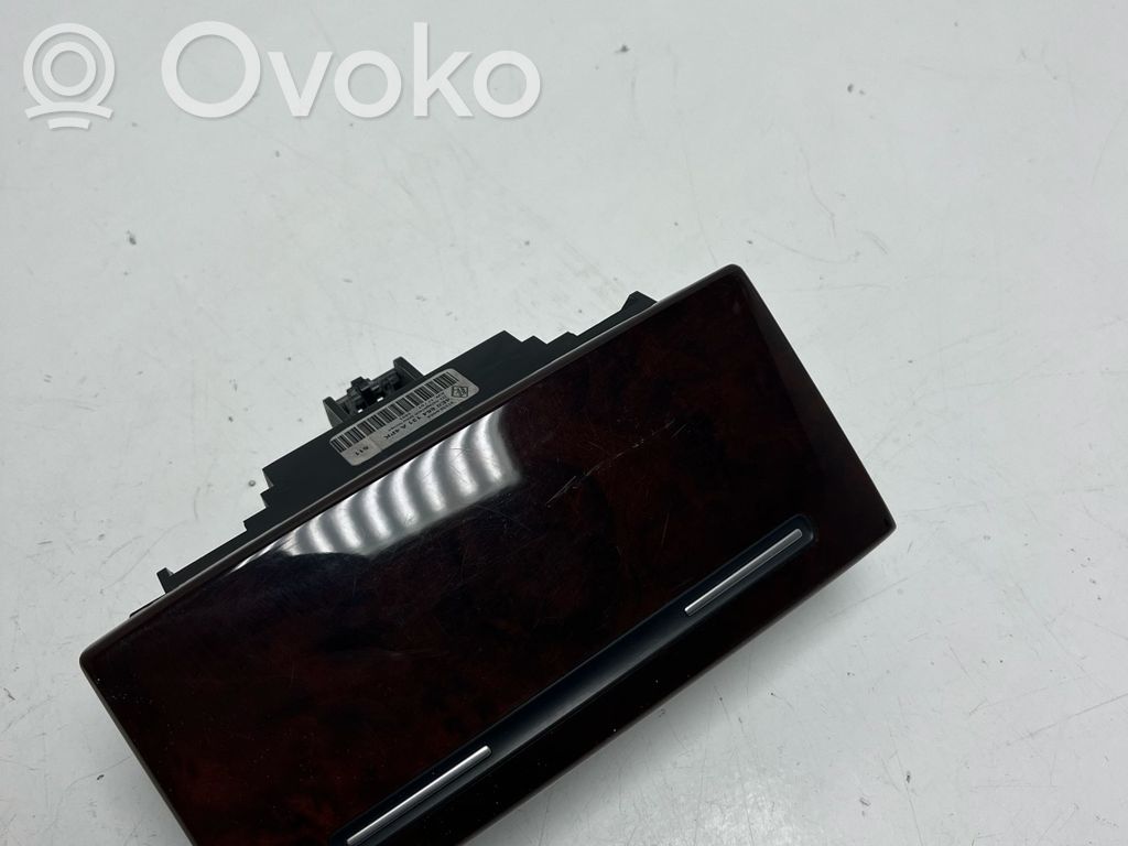 Audi A8 S8 D3 4E Hansikaslokeron keskikonsoli 