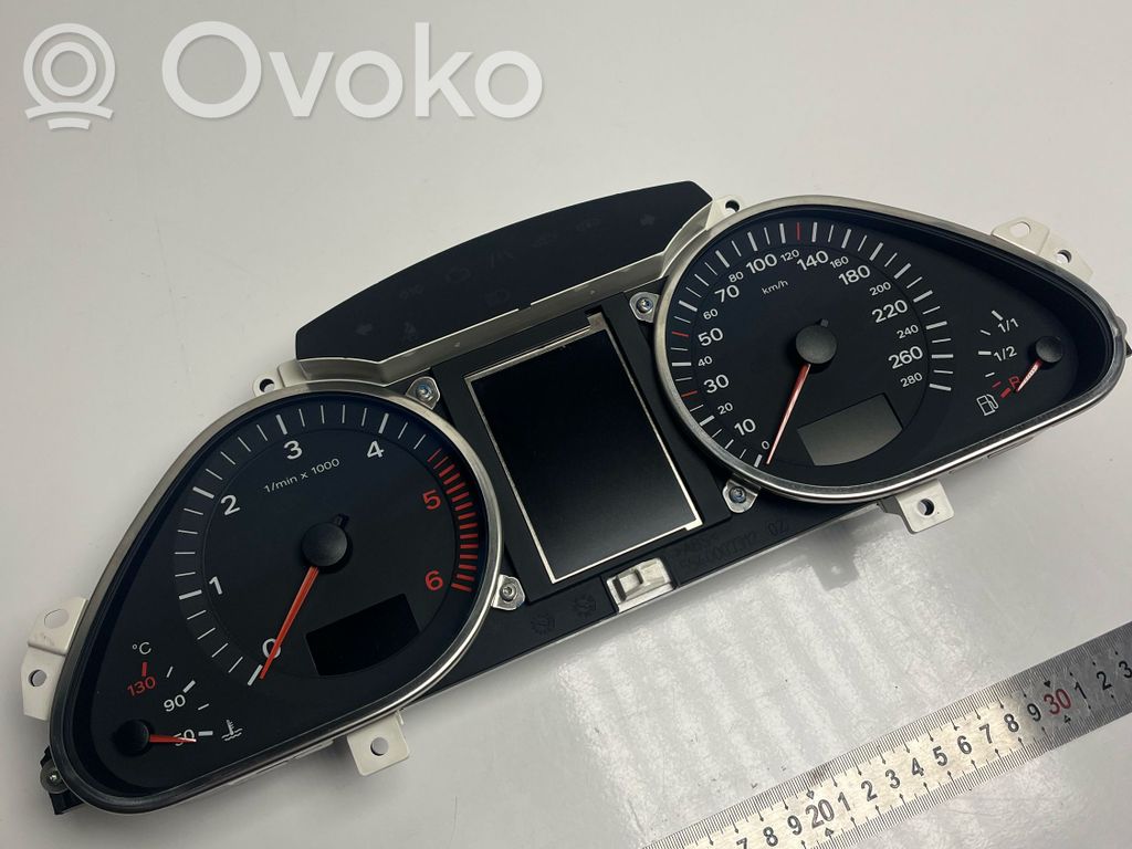 Audi A6 S6 C6 4F Nopeusmittari (mittaristo) 