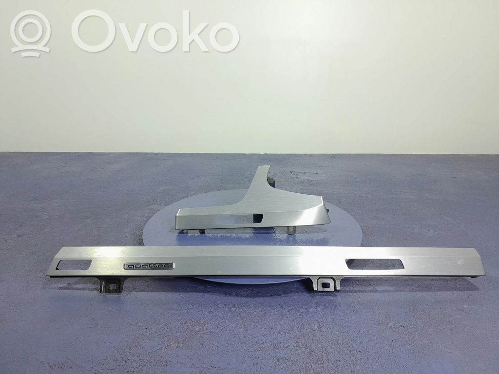 Audi Q7 4M Side skirt rear trim 