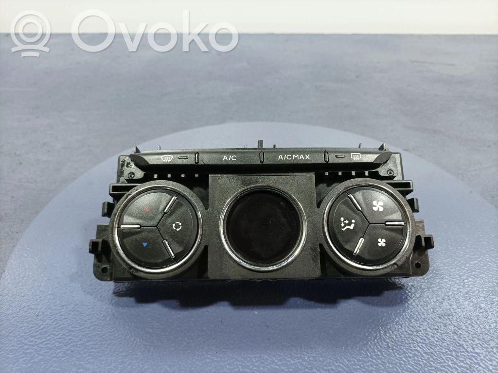 Peugeot 301 Climate control unit 