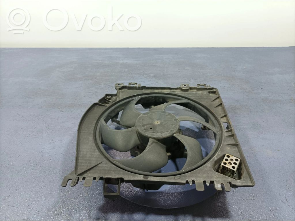 Renault Clio III Ventilador eléctrico del radiador 