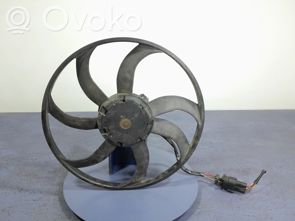 Seat Leon (1P) Elektrolüfter 