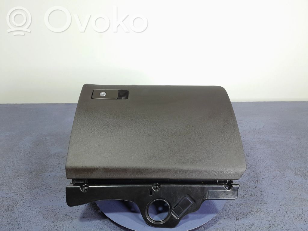 Volkswagen PASSAT CC Vano portaoggetti 