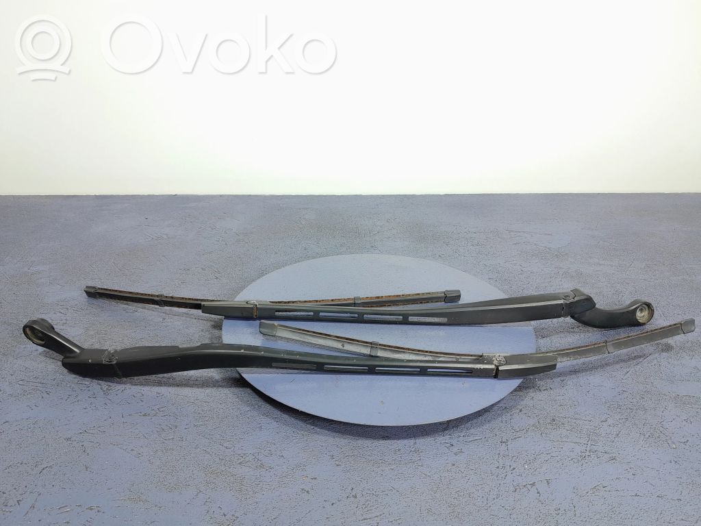 Audi A4 S4 B7 8E 8H Bras d'essuie-glace avant