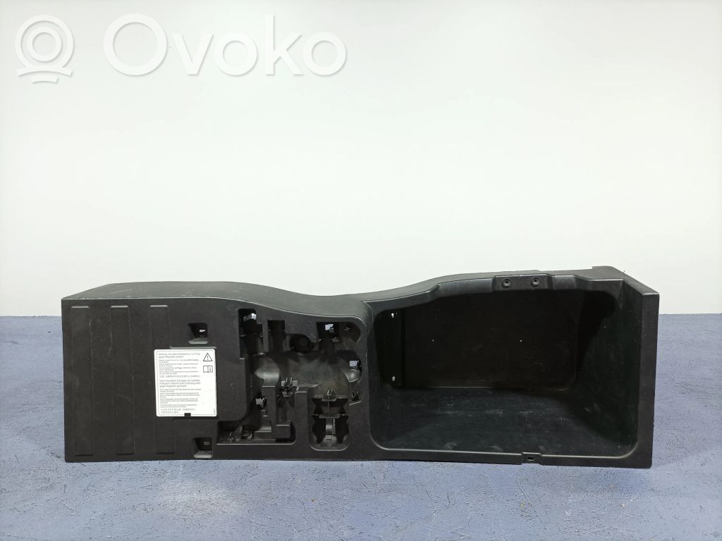 BMW X6 E71 Glove box 