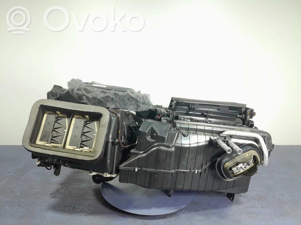 Audi A8 S8 D2 4D Sisälämmityksen ilmastoinnin korin kokoonpano 