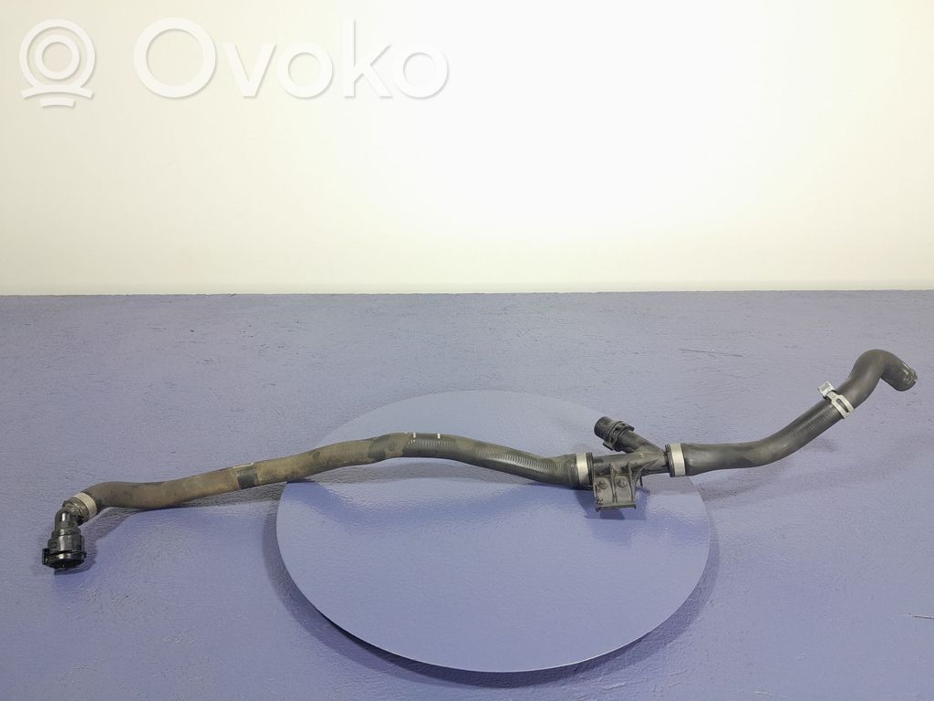 BMW M3 F80 Tubo flessibile del liquido di raffreddamento del motore 