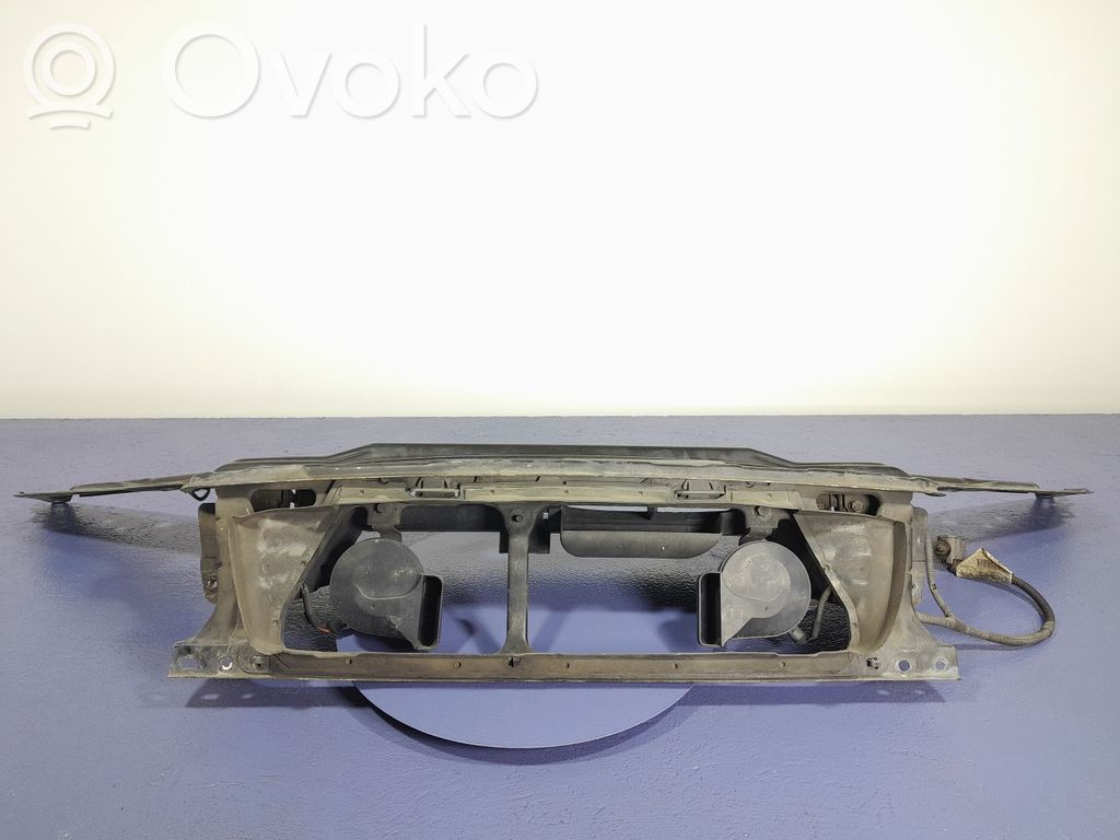 Volvo S60 Pezzo della carrozzeria anteriore 