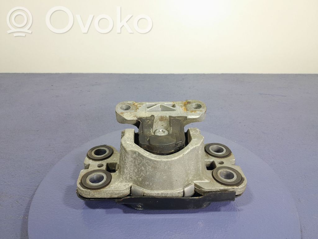 Volvo V60 Válvula de vacío del soporte de motor 