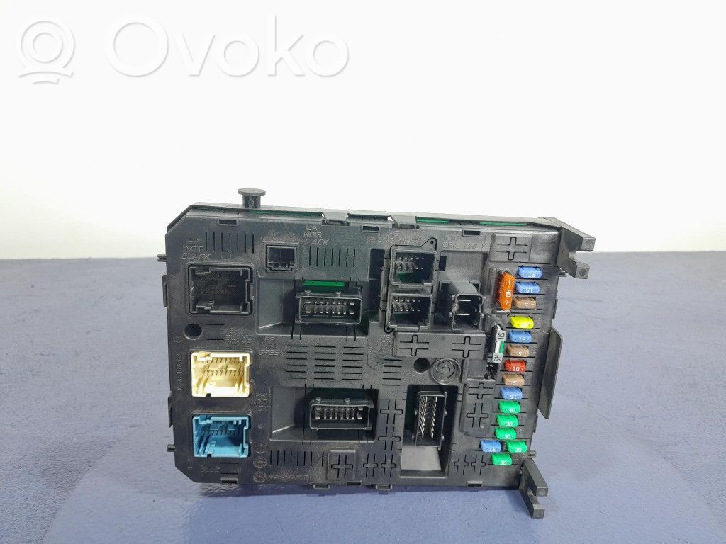 Citroen C5 Drošinātāju kaste (komplekts) 