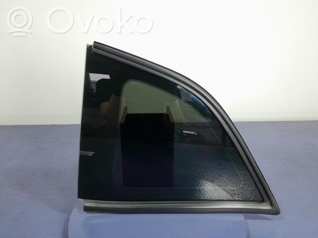 Chrysler Challenger Vidrio lateral trasero 