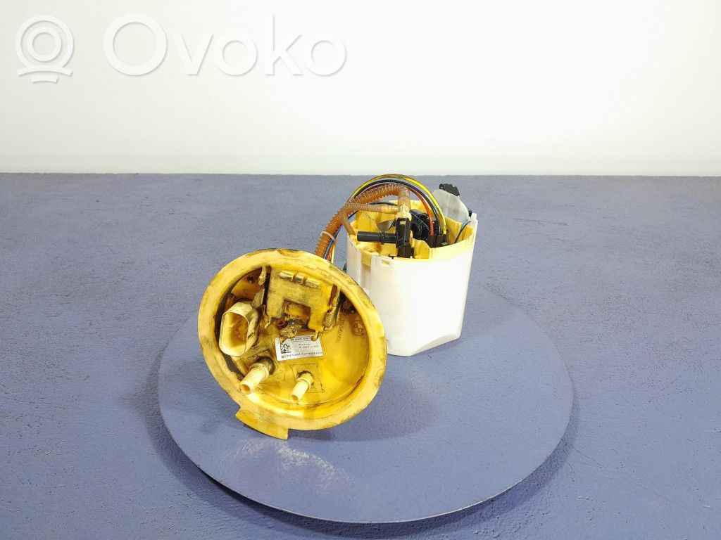 Audi A4 S4 B7 8E 8H In-tank fuel pump 