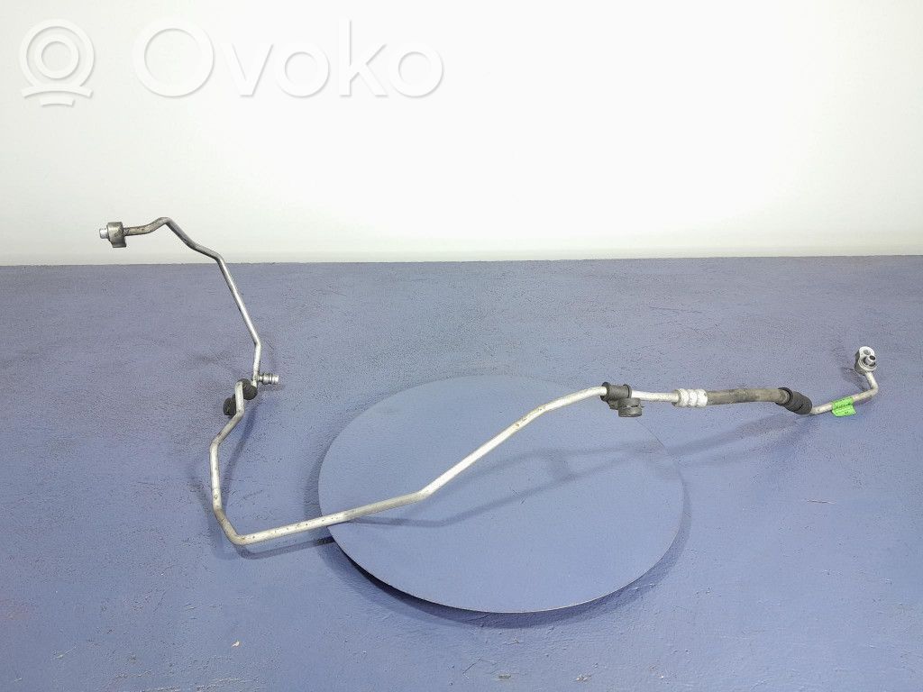 Chevrolet Captiva Ilmastointilaitteen putki (A/C) 