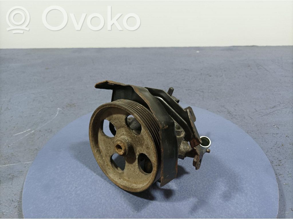Peugeot Bipper Power steering pump 