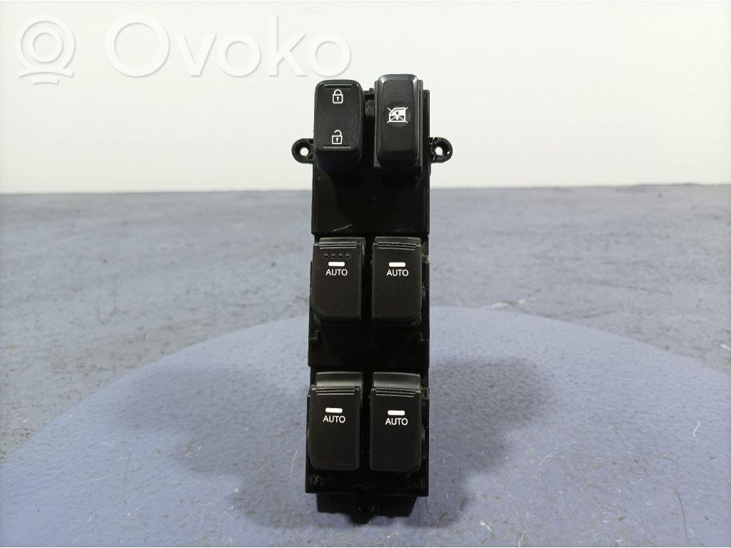 KIA Optima Electric window control switch 