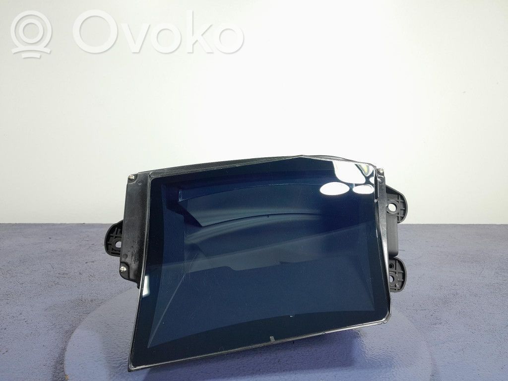 Nissan Qashqai Panel / Radioodtwarzacz CD/DVD/GPS 