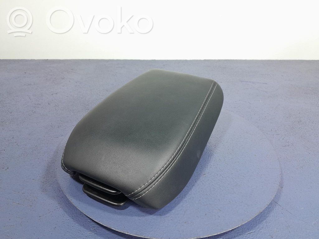 Nissan Qashqai Podłokietnik tunelu środkowego