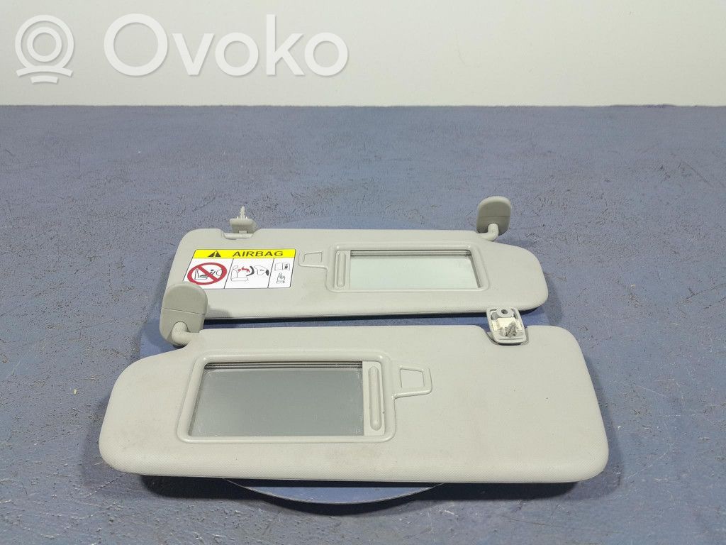 Sun visor