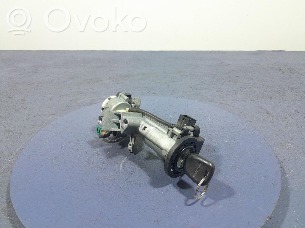 Nissan Pixo Contact aprindere 
