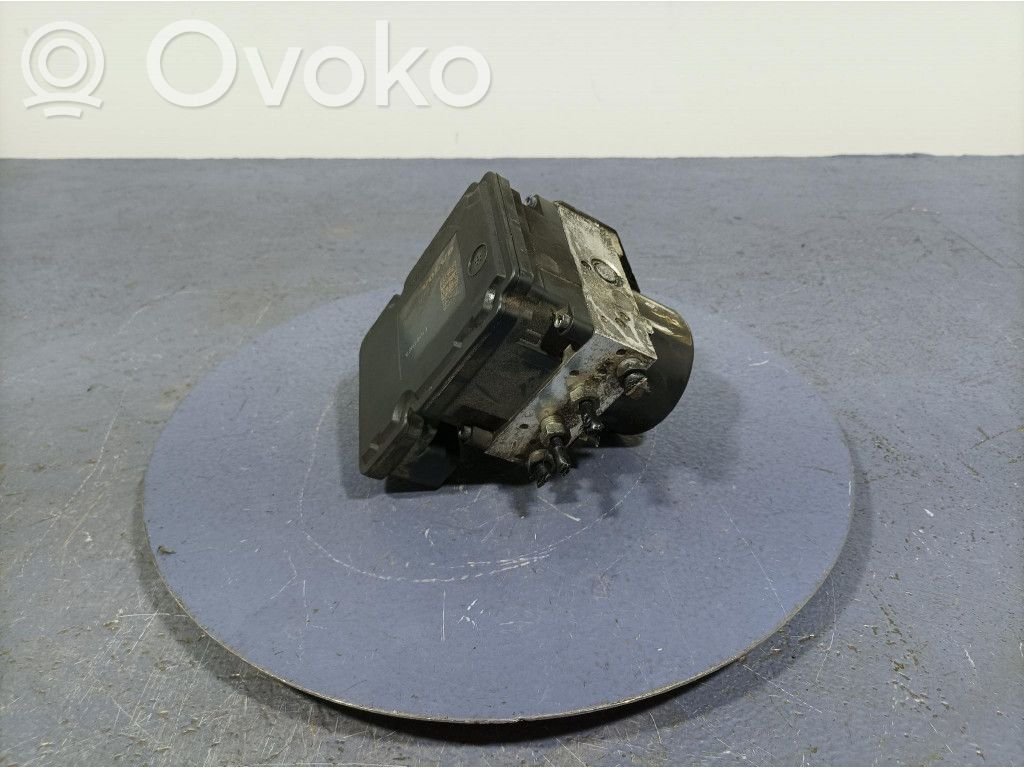 Volvo V40 ABS-pumppu 