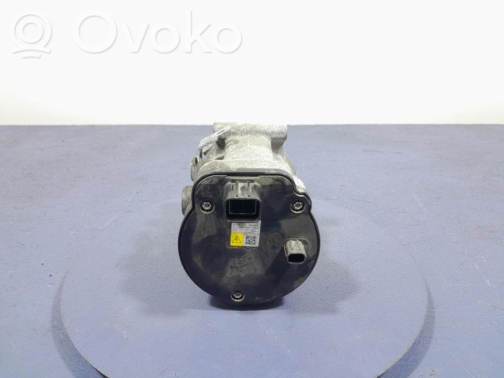 Suzuki Swace Ilmastointilaitteen kompressorin pumppu (A/C) 