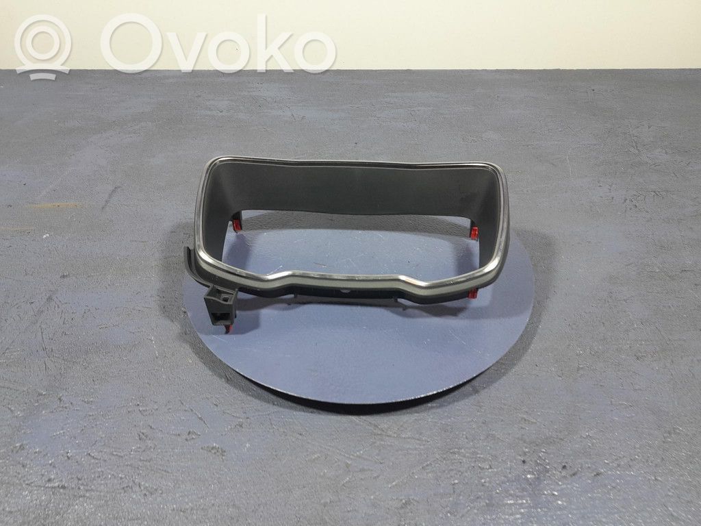 Suzuki Swace Otras molduras del borde/pilar 