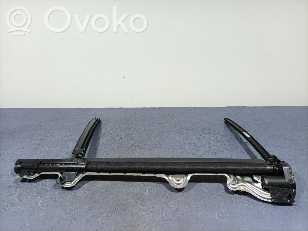 BMW X7 G07 Roleta bagażnika 