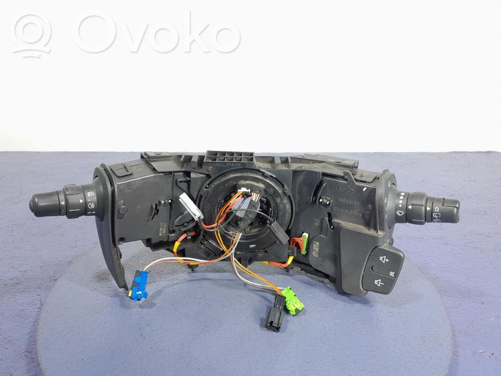 Renault Clio III Otros interruptores/perillas/selectores 