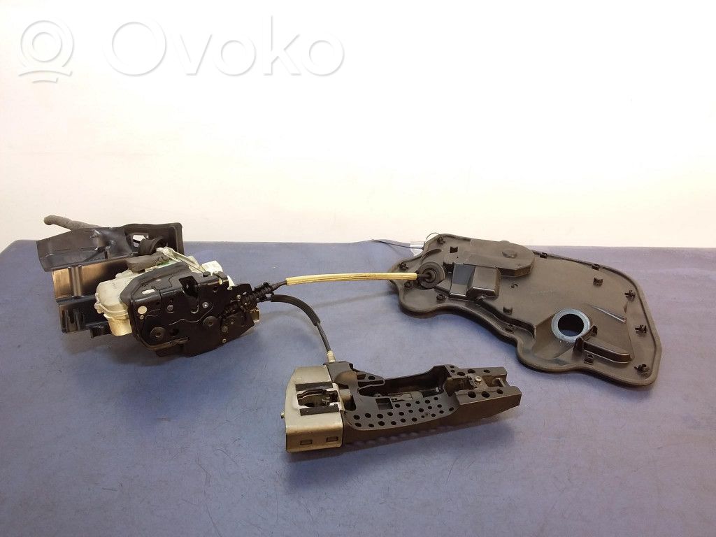 Etuoven lukko   4H1837015F,4H1837015F