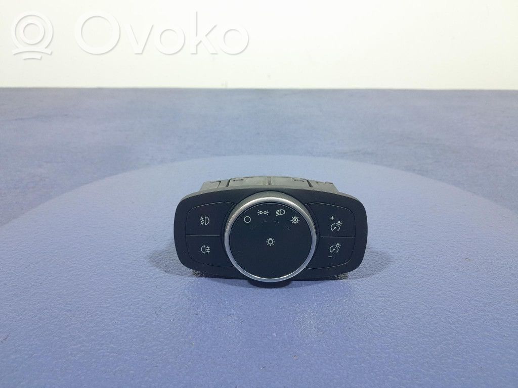 Ford Focus Light switch 