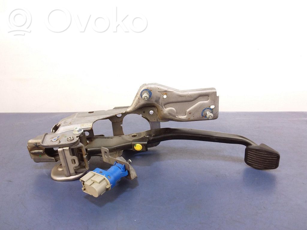 Ford Focus Accelerator throttle pedal 