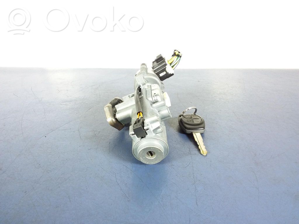 Suzuki Swift I Užvedimo spynelė 