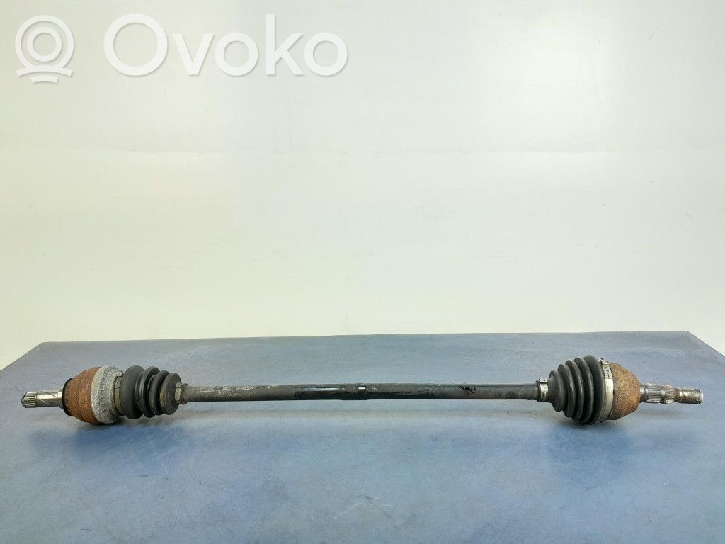 Opel Astra H Etuvetoakseli 