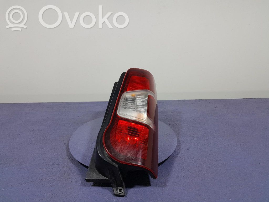 Opel Combo E Galinis žibintas kėbule 