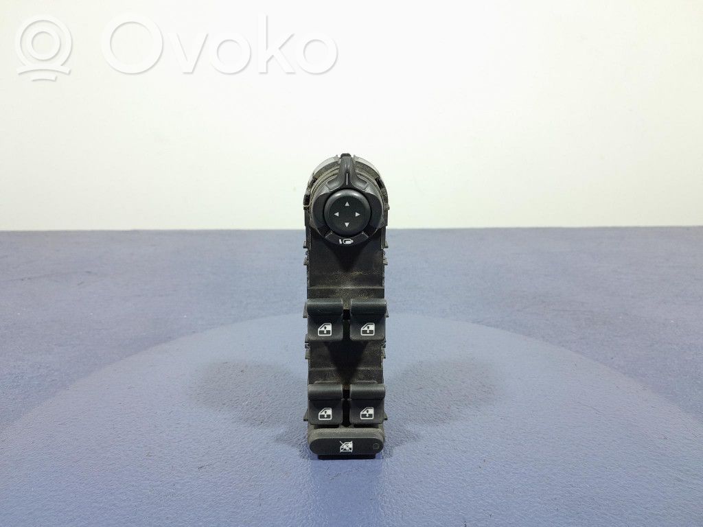 Electric window control switch