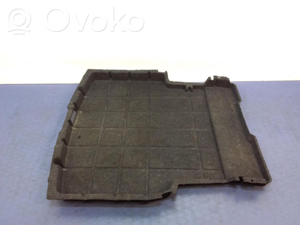 Front floor carpet liner