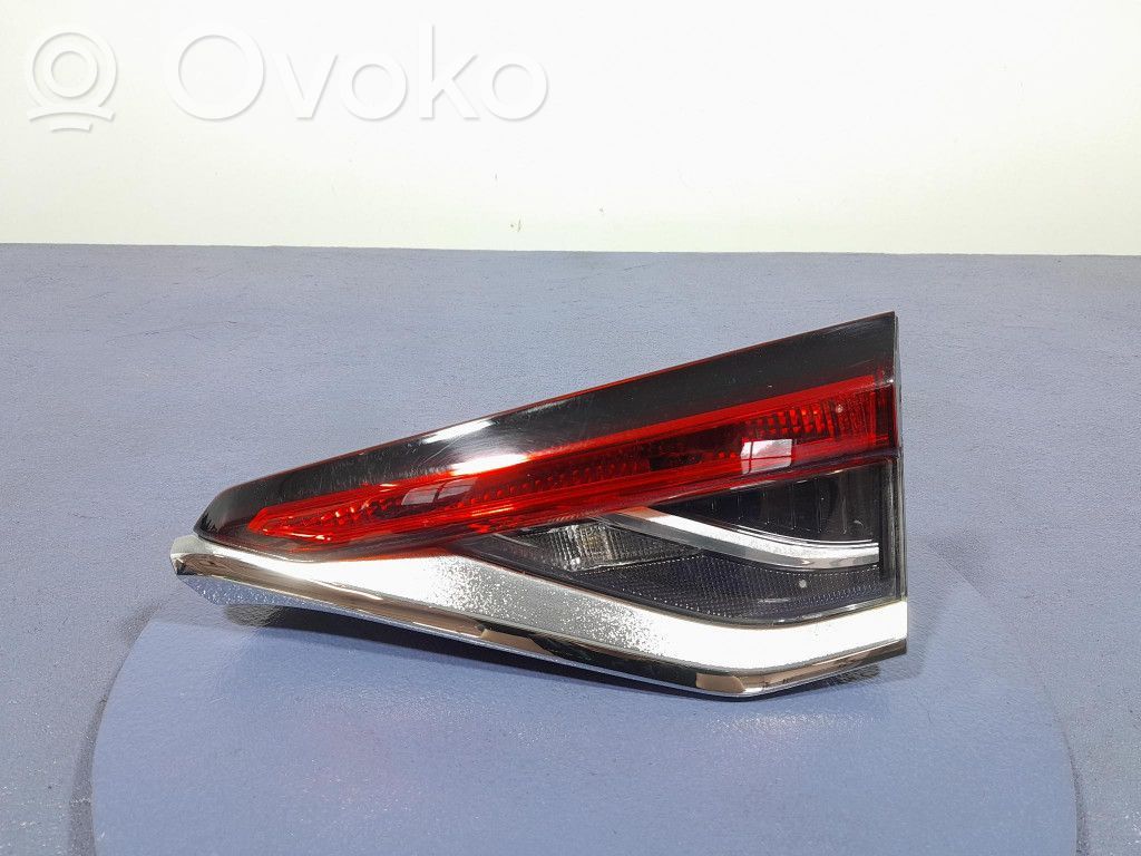 Toyota Corolla E10 Galinis žibintas kėbule 